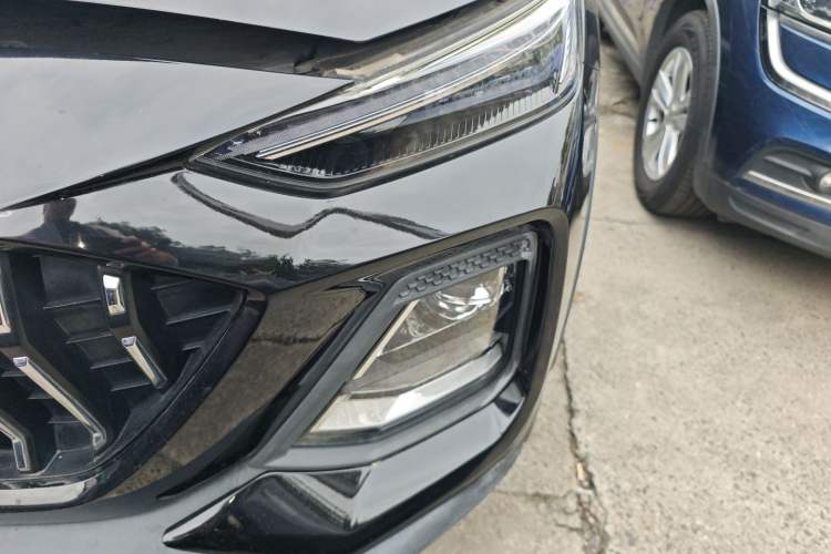 Used SOL X8 2021 300T DCT Luxury Smart Connect Edition 7 Seats