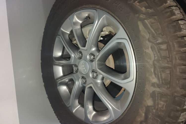 Used Jeep Grand Cherokee 2014 3.6L Elite Navigation Edition
