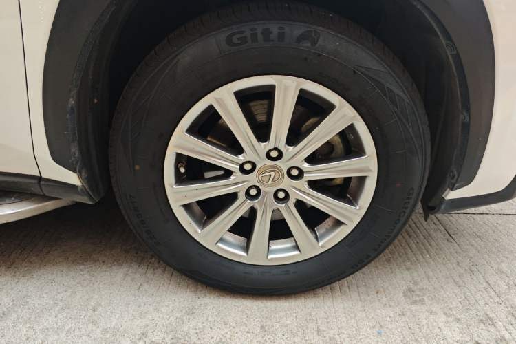 Used Lexus NX 2015 200 Front-Wheel Drive X-Trail SE Edition