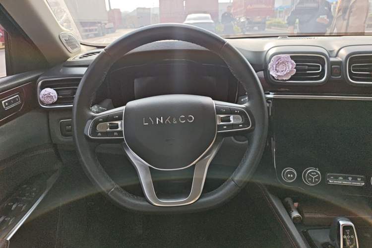 Used Lynk & Co 02 2021 2.0TD Automatic Two-Wheel Drive Zhaoshang Champion Edition Steering Wheel