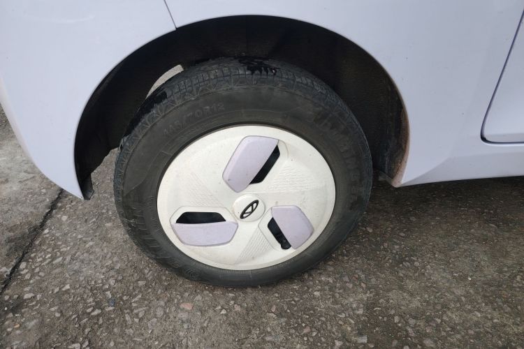 Used Chery QQ Ice Cream 2022 120km Conical Shape Lithium Iron Phosphate