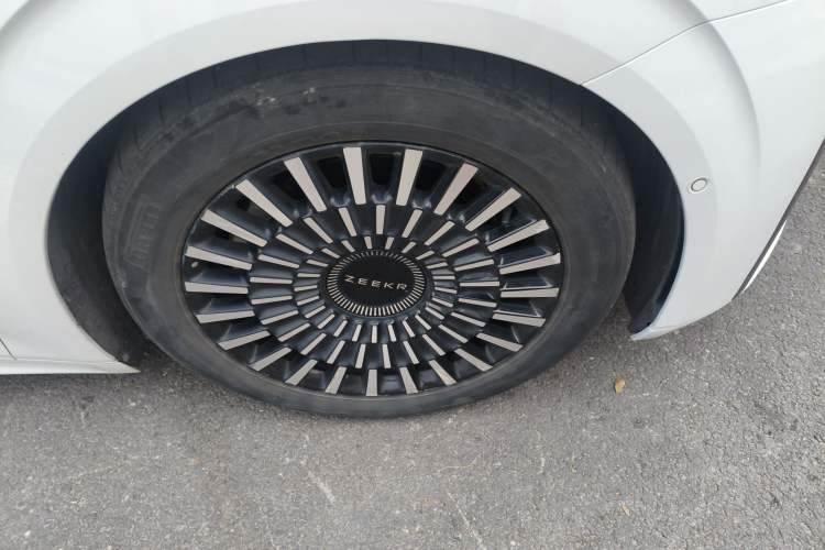 Used Zeekr 009 2022 WE Edition
