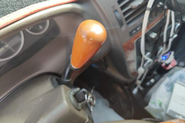 Used Buick GL8 2014 2.4L Classic Edition