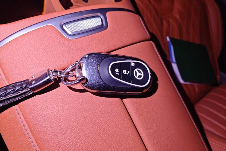 Used Mercedes-Benz S-Class 2023 S 400 L Business Model Vehicle Key