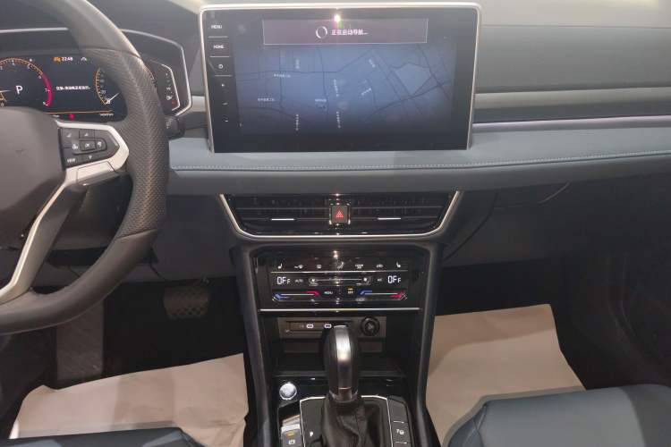 Used Volkswagen Tharu 2024 300TSI Two-Wheel-Drive Moon Luxury Edition