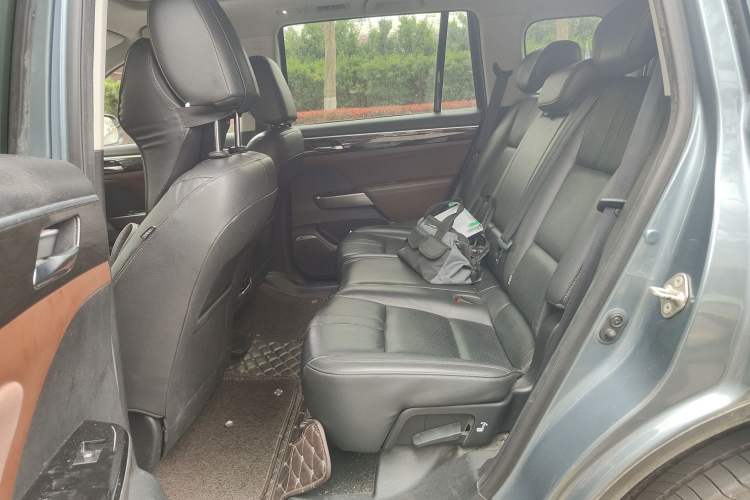 Used GAC Trumpchi GS8 2017 320T Two-Wheel Drive Luxury Smart Connectivity Version (7 Seats)
