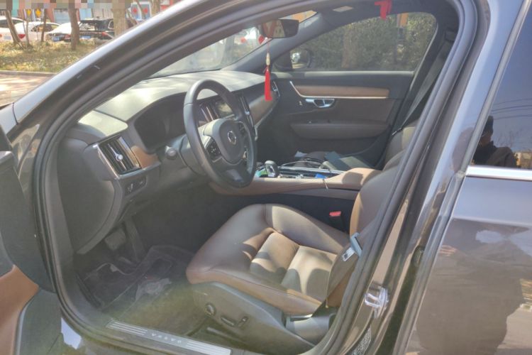 Used Volvo S90 2022 B5 Zhiyi Luxury Edition