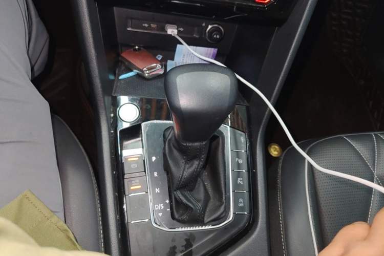 Used Volkswagen Tiguan L 2024 330TSI Automatic Two-Wheel Drive R-Line Enhanced Edition