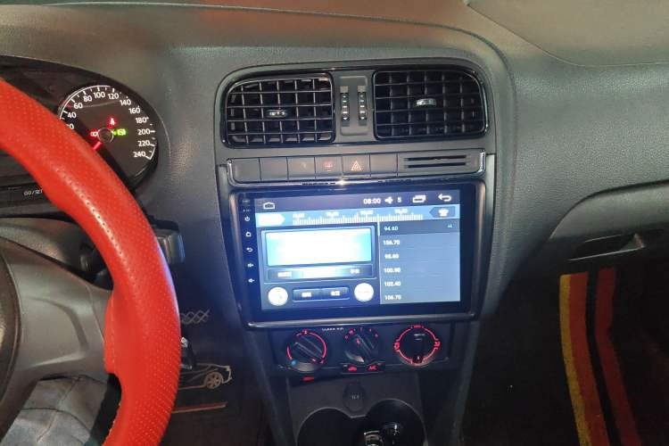 Used Volkswagen Polo 2016 1.4L Automatic Trendy Model Audio And AC Panel