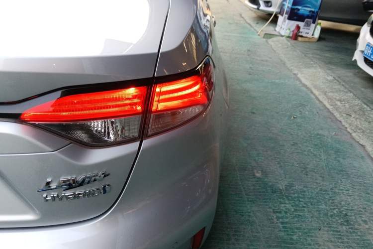 Used Toyota Levin 2019 Dual-Engine 1.8H E-CVT Sport Edition China VI Standard
