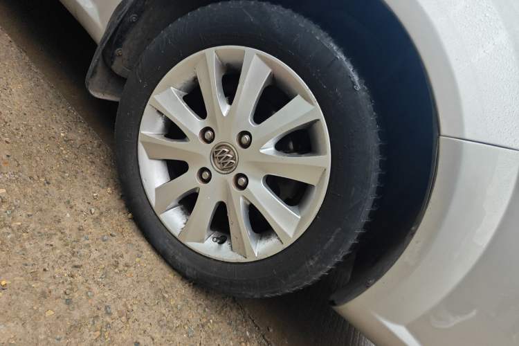 Used Buick Excelle 2013 1.5L Automatic Luxury Model
