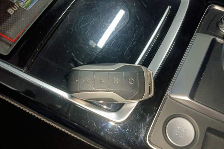 Used BYD Qin Pro New Energy 2019 DM Super Edition 1.5TI Automatic Smart Connect X-Trail Model China VI Standard