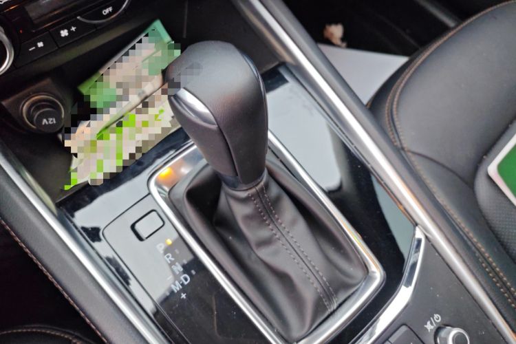 Used Mazda CX-5 2024 2.5L Automatic Two-Wheel Drive ZhiZun Version Gear Lever