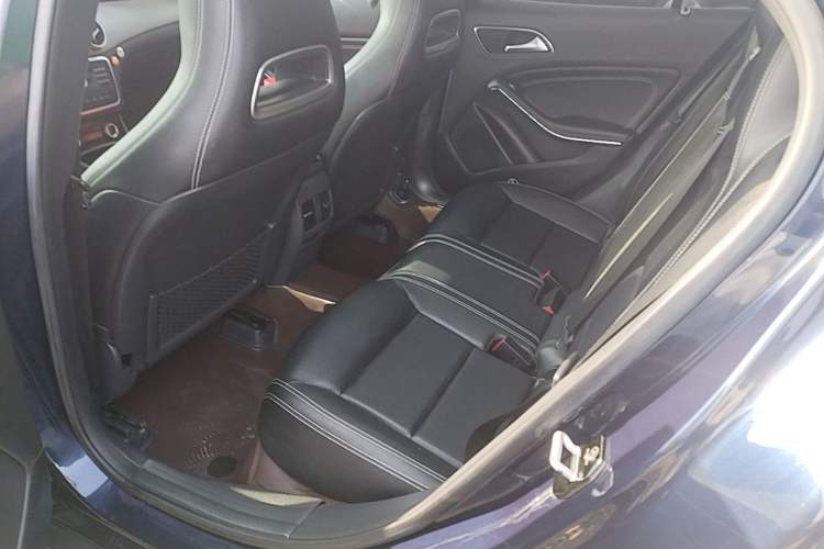 Used Mercedes-Benz GLA 2016 GLA 200 Fashion Model