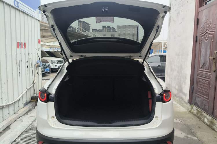 Used Mazda CX-4 2020 2.0L Automatic Two-Wheel Drive Blue Sky Dynamic Edition
