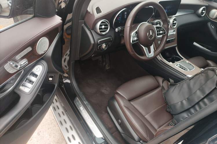 Used Mercedes-Benz GLC 2022 Refreshed GLC 300 L 4MATIC Dynamic Edition