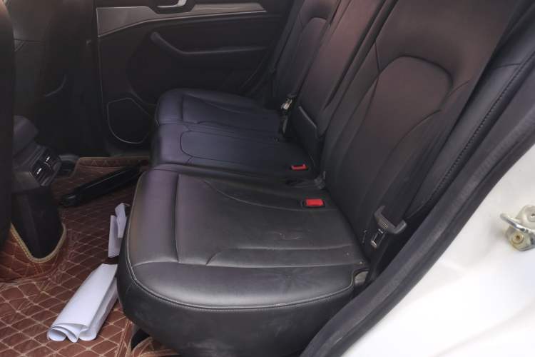 Used Haval H6 2018 Red-Label Sport Edition 1.5T Automatic Two-Wheel Drive Elite Model Left Rear Seat