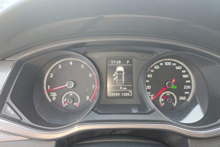 Used Volkswagen Passat 2017 330TSI DSG Luxury Edition Instrument Cluster