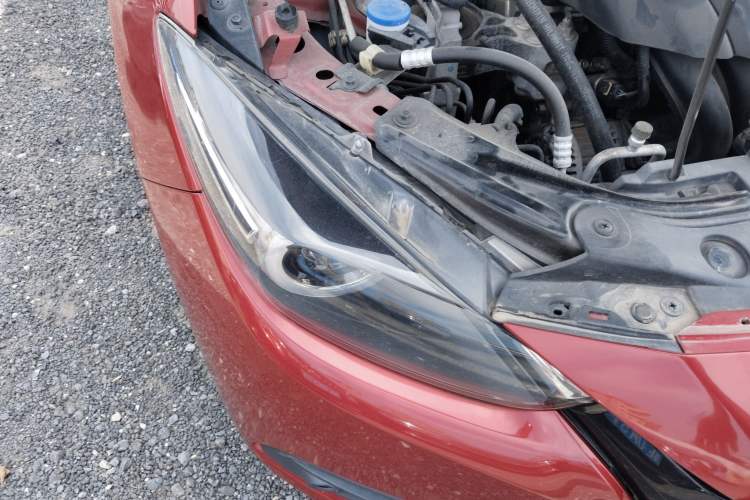 Used Mazda 3 Axela 2019 Cloud-Controlled Sedan 1.5L Automatic Luxury Model China VI Standard