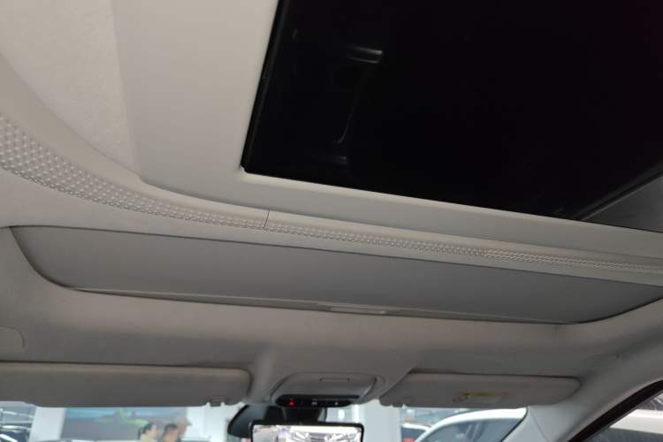 Used XPeng X9 2024 640 All-Wheel Drive High-Performance Max
