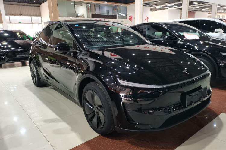 Used Tesla Model Y 2026 Rear-Drive Model
