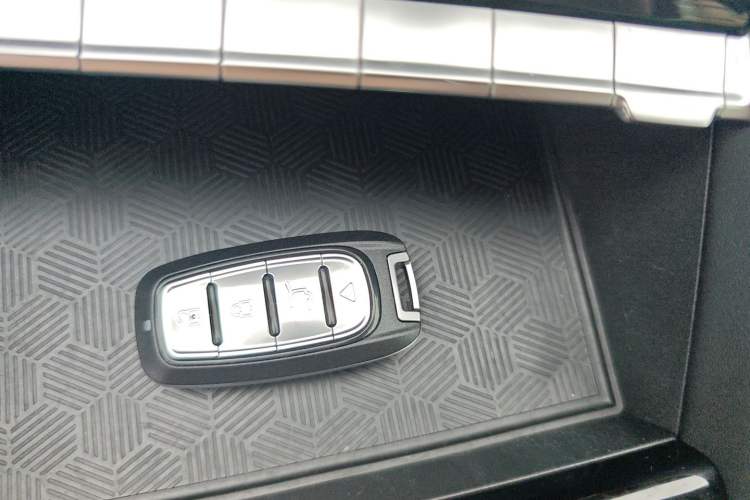 Used CHANGAN Eado 2022 PLUS Blue Whale NE 1.4T GDI DCT Prestige Edition Vehicle Key