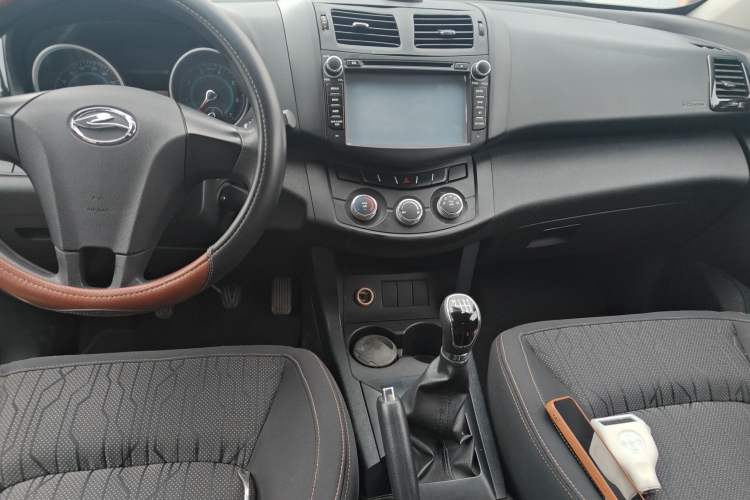 Used Land X5 2013 2.0T Manual Xinghang Edition Gear Lever