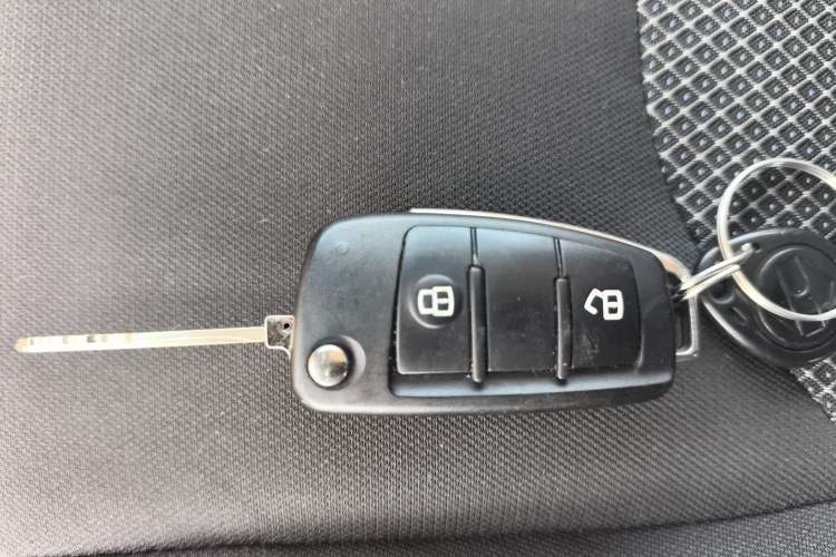 Used JAC Refine M3 2016 IKEA Edition 1.6L Luxury Model