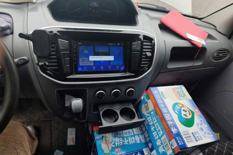 Used SAIC MAXUS Xintu V80  Audio And AC Panel