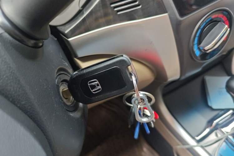 Used Honda Crider 2013 1.8L automatic comfort version