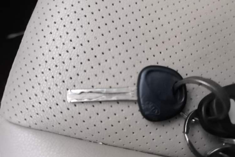 Used Kia Sportage 2012 2.0L Manual Two-Wheel Drive GL Trim
