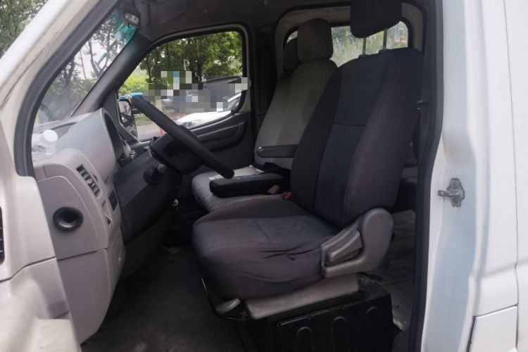 Used Dongfeng Yufeng 2012 3.0T Short Wheelbase Mid-Top Leading Edition China IV ZD30 Left Front Seat