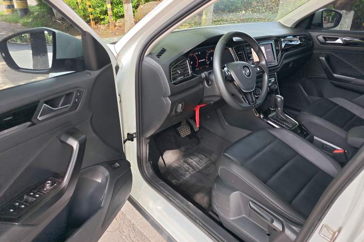 Used Volkswagen T-ROC 2020 280TSI DSG Two-Wheel Drive Comfort Version