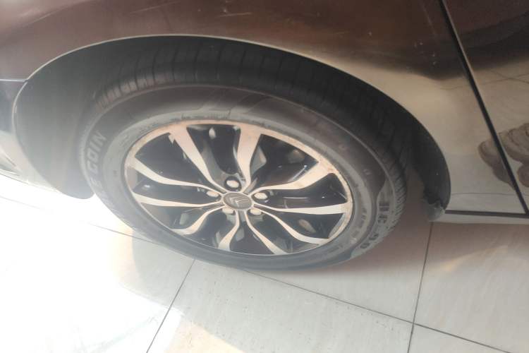 Used Citroen C5 2014 1.6T Automatic Prestige Model Right Rear Wheel Hub