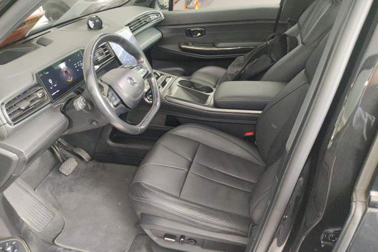 Used Nio ES8 2020 415 km Range 6-Seater Version
