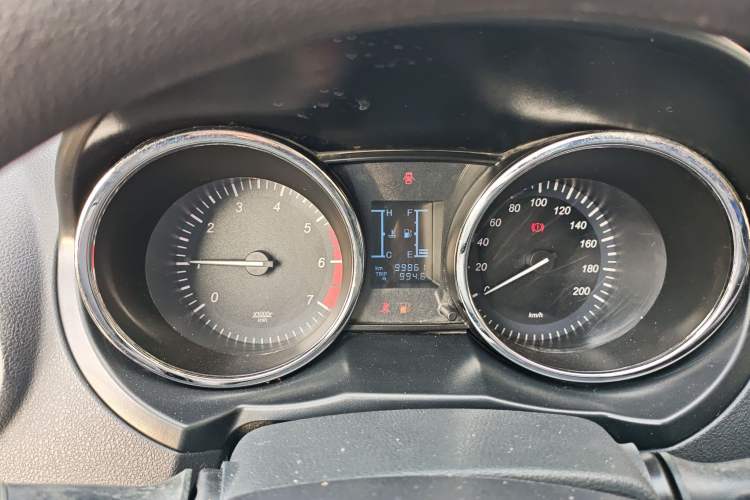 Used HYOSOW S3 2014 1.5L Comfort Version China IV Emission Standard