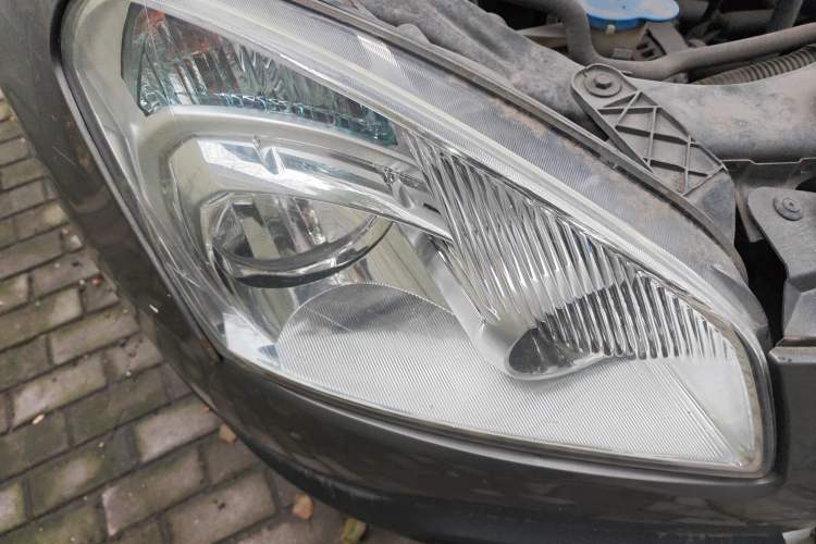 Used Nissan Qashqai 2011 2.0 XV Lea CVT 2WD Right Front Headlight
