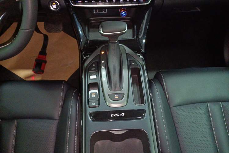 Used GAC Trumpchi GS4 2022 270T Automatic Smart Drive Technology Edition Gear Lever