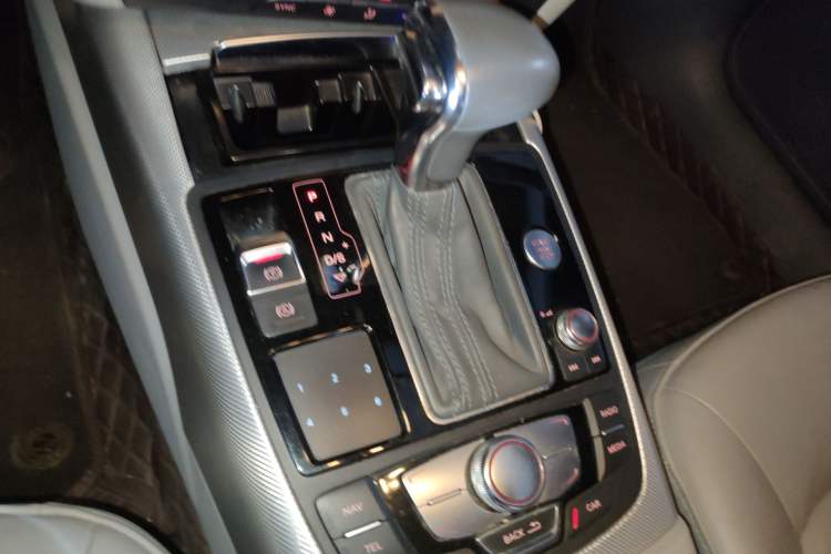 Used Audi A6L 2012 30 FSI Comfort Model Gear Lever