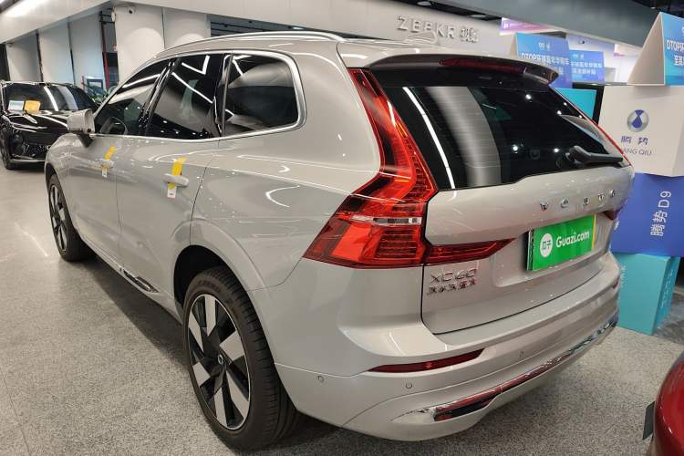 Used Volvo XC60 New Energy 2025 Plug-in Hybrid Long-Range All-Wheel Drive Smart & Luxurious Edition