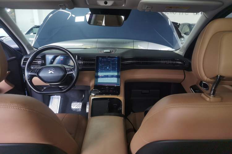 Used Nio ES8 2018 355 km Base Version 7-Seater Edition