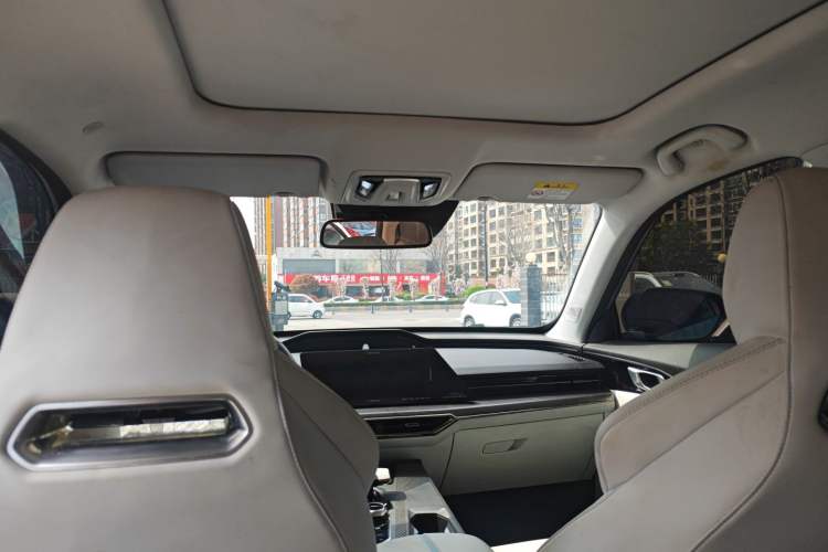 Used CHANGAN OSHAN Z6 New Energy 2022 Facelift Blue Whale iDD 150KM Flagship PLUS Smart Parking Edition Headliner