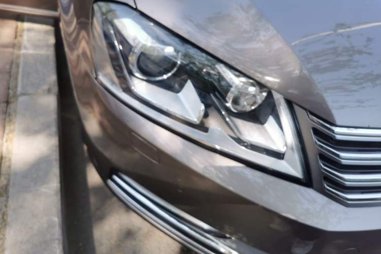 Used Volkswagen Magotan 2012 Revised 1.8TSI Luxury Version
