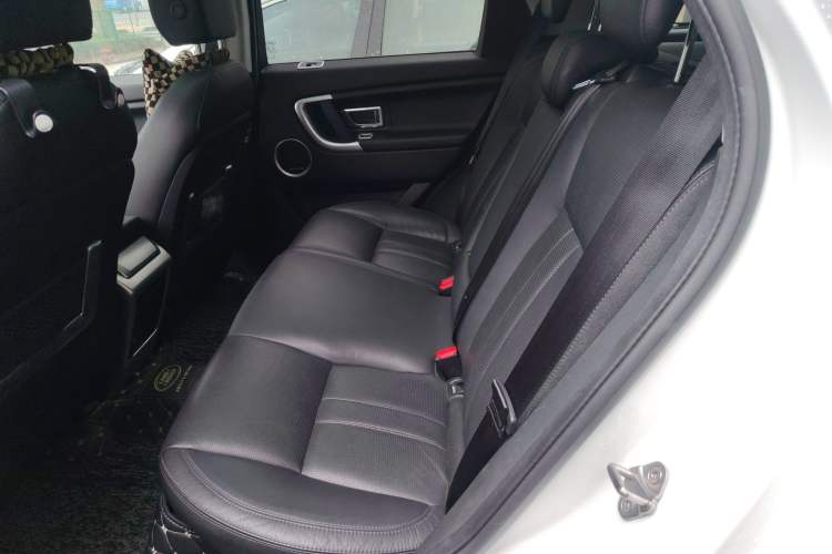 Used Land Rover Discovery Sport 2017 2.0T SE Left Rear Seat