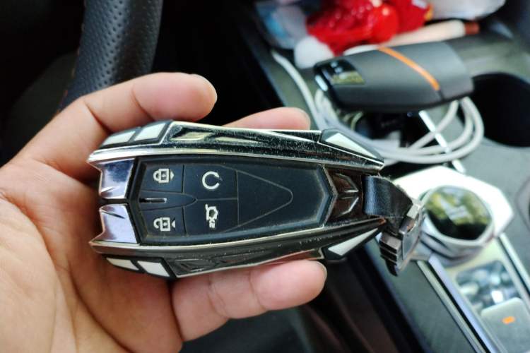 Used CHANGAN UNI-V 2022 1.5T Prestige Version
