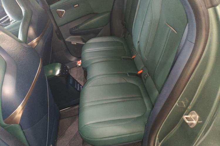 Used Zeekr X 2023 Four-Wheel Drive YOU Edition 4 Seats Left Rear Seat