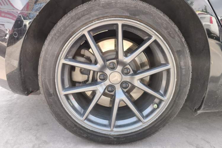 Used Tesla Model 3 2021 Standard Range Rear-Drive Upgraded Version Right Rear Wheel Hub