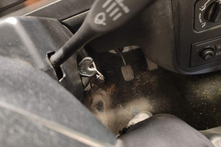 Used Wuling Zhiguang 2020 1.2L Practical Model China VI LSI
