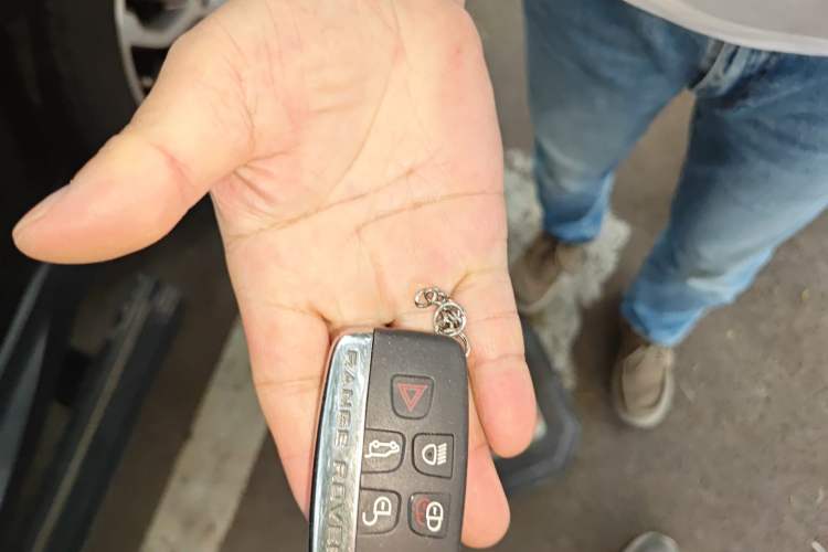 Used Land Rover Range Sport 2015 3.0 SDV6 HSE Vehicle Key