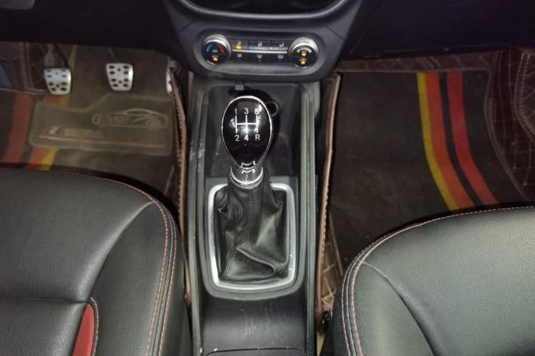 Used Haval H1 2015 1.5L Manual Luxury Model